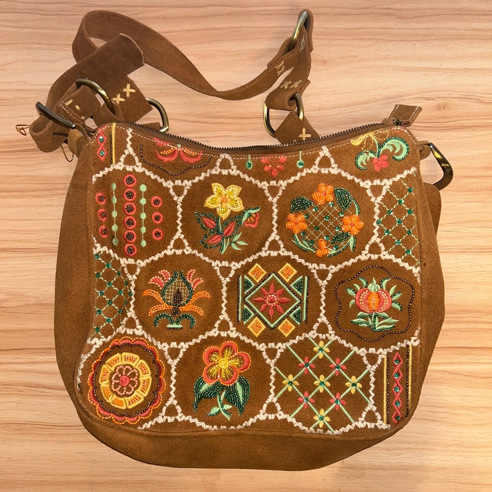 Isabella Fiore Vintage Leather Patchwork Beaded Embroidered Women's Purse